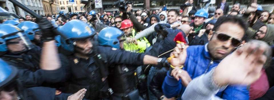 Scontri-corteo-AST-Roma-ml-960x350